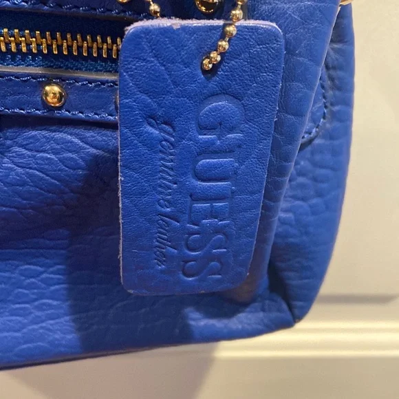 Guess small handbag gold chain straps - Picture 7 of 10